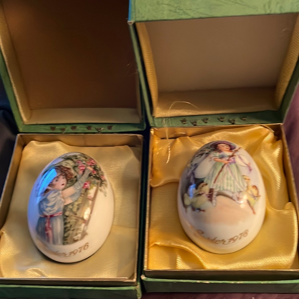 Royal Bayreuth Germany Easter Eggs 1976 & 1978 w/original boxes